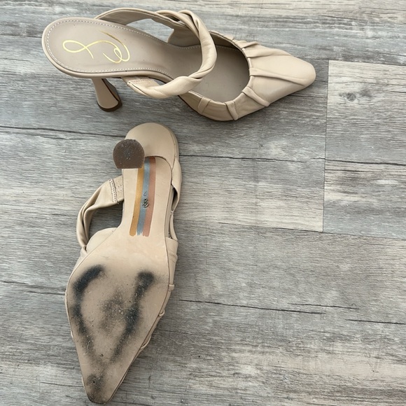 Nude pointed mule heels - Picture 5 of 5